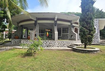 Casa en  Calle Benito Juárez, Jalcomulco, Veracruz De Ignacio De La Llave, 94000, Mex