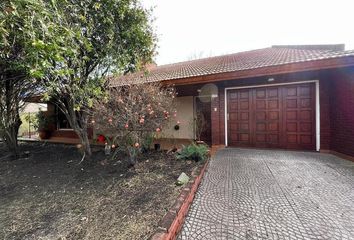 Casa en  Villa Primera, Mar Del Plata