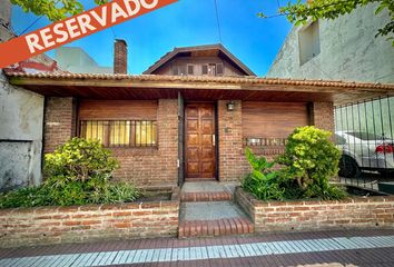 Casa en  San Juan, Mar Del Plata