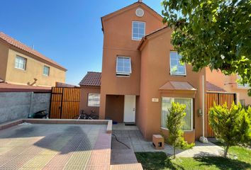 Casa en  Quilicura, Provincia De Santiago