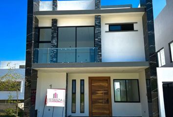 Casa en condominio en  Boulevard Valle Imperial, Valle Imperial, Zapopan, Jalisco, 45134, Mex