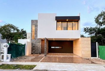 Casa en condominio en  Calle 18 108-108, Cholul, Mérida, Yucatán, 97305, Mex