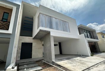 Casa en  Valle De Cristal, Monterrey