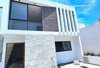 Casa en  Carretera Santa Rosa Jauregui-casa Blanca, Campestre, La Antigua Juriquilla, Querétaro, 76226, Mex