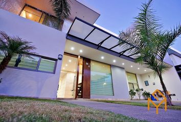 Casa en  Calle Verona, Villa Verona, Zapopan, Jalisco, 45115, Mex