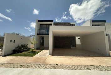 Casa en condominio en  Carretera Cholul - Temozón N, Tixcuytún, Mérida, Yucatán, 97305, Mex