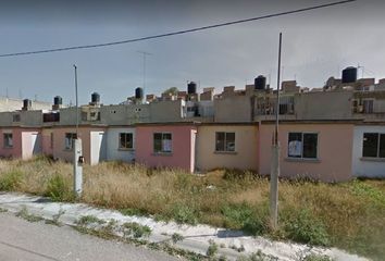 Casa en  Calle Puerto Escondido, Villas De Atitalaquia, Atitalaquia, Hidalgo, 42970, Mex