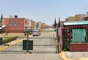 Casa en  Cerrada Tepotzotlán 25-25, San José Buenavista, Cuautitlán Izcalli, México, 54710, Mex