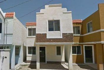 Casa en  Calle De La Garza, Santa María, Cadereyta Jiménez, Nuevo León, 67485, Mex