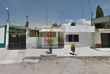 Casa en  Avenida Emiliano Zapata 19-31, Loma Bonita, Emiliano Zapata, Hidalgo, 43964, Mex