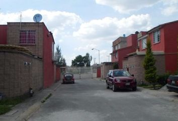 Casa en  Calle Cerrada L. De Alchichica 254, Tepexpan, Acolman, México, 55883, Mex