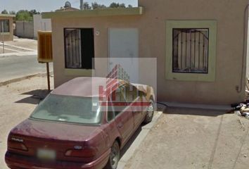 Casa en  Avenida Gilena 899, Villas Las Lomas, Mexicali, Baja California, 21355, Mex