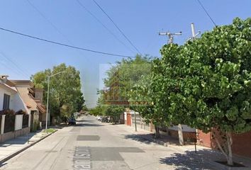 Casa en  Calle Lisboa 591-595, San Isidro, Torreón, Coahuila De Zaragoza, 27100, Mex