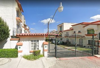 Casa en condominio en  Calle Abedul, Villa Del Real, Tecámac, México, 55749, Mex