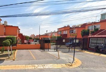 Casa en condominio en  Avenida De Los Fresnos 24-a-8-b, Valle Del Tenayo, Tlalnepantla, Tlalnepantla De Baz, México, 54130, Mex