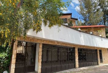 Casa en  Calle Villa De Los Cerezos, Paseos Del Bosque, Naucalpan De Juárez, México, 53297, Mex