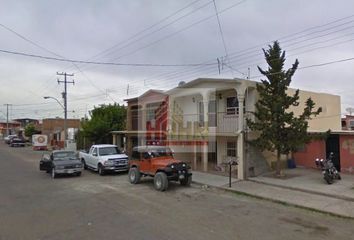 Casa en  Avenida 4 Sur 831, Fonapo, Delicias, Chihuahua, 33088, Mex