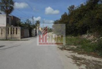 Lote de Terreno en  Calle 102, Fraccionamiento La Selva, Cancún, Benito Juárez, Quintana Roo, 77516, Mex