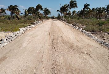 Lote de Terreno en  97504, Dzidzantún, Yucatán, Mex