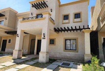 Casa en  Calzada De La Provenza, Pachuca De Soto, Hidalgo, 42084, Mex