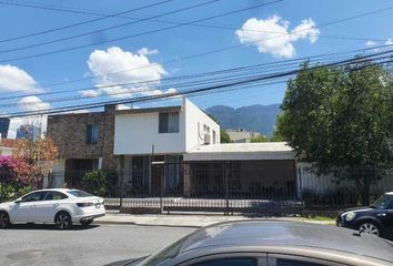 Casa en  Calle Palmas 120, San Pedro Garza García, Nuevo León, 66286, Mex