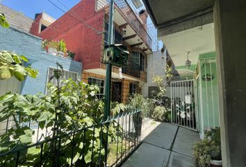 Casa en  Avenida Guelatao 40, Ejército De Agua Prieta, Iztapalapa, Ciudad De México, 09578, Mex