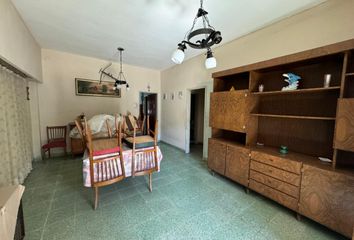 Casa en  Villa Luzuriaga, La Matanza