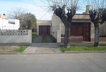 Casa en  José María Jáuregui, Partido De Luján