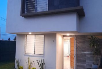 Casa en  Avenida Terralta, Terralta, San Pedro Tlaquepaque, Jalisco, 45594, Mex