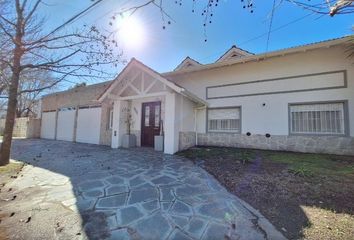 Casa en  Barrio Aeroparque, Mar Del Plata