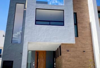 Casa en condominio en  Lateral Recta A Cholula, Villas Magnolias, San Andrés Cholula, Puebla, 72810, Mex