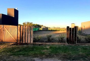 Terrenos en  Funes, Santa Fe