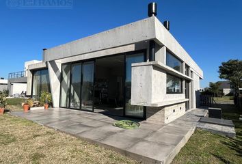 Casa en  Puertos Del Lago, Partido De Escobar