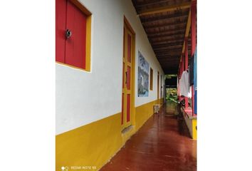 Villa-Quinta en  Caicedonia, Valle Del Cauca