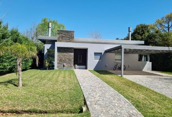 Casa en  Lomas Del Río Luján, Partido De Campana