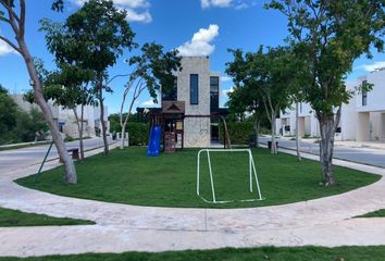 Casa en condominio en  Las Margaritas De Cholul, Mérida, Yucatán