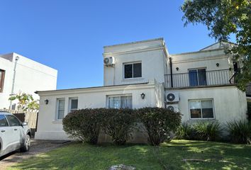 Casa en  Santa Bárbara, Partido De Tigre