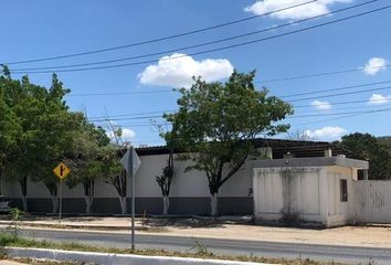 Local comercial en  Avenida Maestros Campechanos, Campeche, 24062, Mex