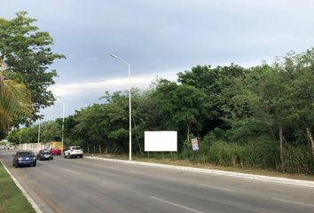 Lote de Terreno en  Avenida Pedro Sáinz De Baranda, Solidaridad Nacional, Campeche, 24025, Mex