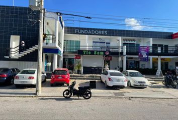 Local comercial en  Farmacia Yza Plaza Fundadores, Avenida Fundadores, Campeche, 24014, Mex