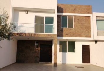 Casa en  Privada Condesa De Juriquilla, La Condesa, Cumbres Del Lago, La Antigua Juriquilla, Querétaro, 76230, Mex