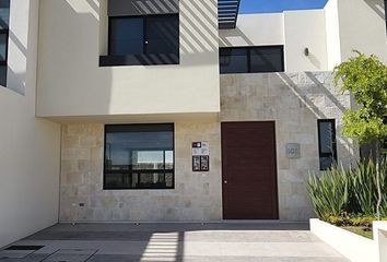 Casa en  Calle Valle Árbol De Jopi, Garambullo, Zibata, Condominio Ceiba, El Marqués, Querétaro, 76269, Mex