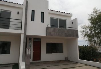 Casa en  Avenida Schoenstatt, Pedregal De Schoenstatt, Condominio San Miguel, El Pueblito, Corregidora, Querétaro, 76904, Mex