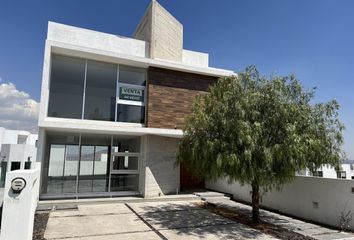 Casa en  Calle Travertino, Campestre, La Antigua Juriquilla, Querétaro, 76224, Mex