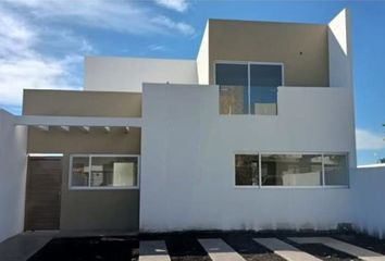 Casa en  Calle Salto De Juanacatlán, Real De Juriquilla, Querétaro, 76226, Mex