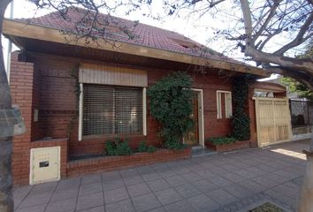 Casa en  Barrio Parque San Martin, Partido De Merlo