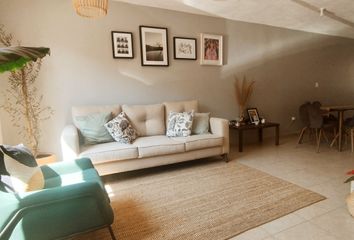 Casa en  Prolongación Bernardo Quintana, Valle De Santiago, Santiago De Querétaro, Querétaro, 76116, Mex