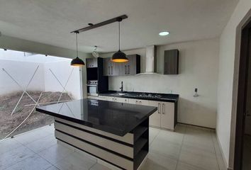 Casa en  Privada Colinas De Juriquilla, Colinas De Juriquilla, La Antigua Juriquilla, Querétaro, 76230, Mex