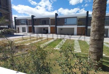 Casa en  Tumbaco, Quito