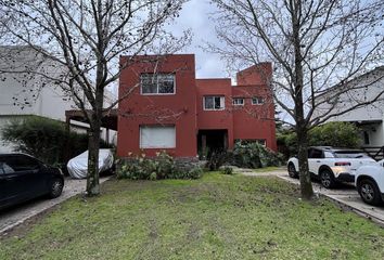 Casa en  Barrancas De Santa María, Partido De Tigre